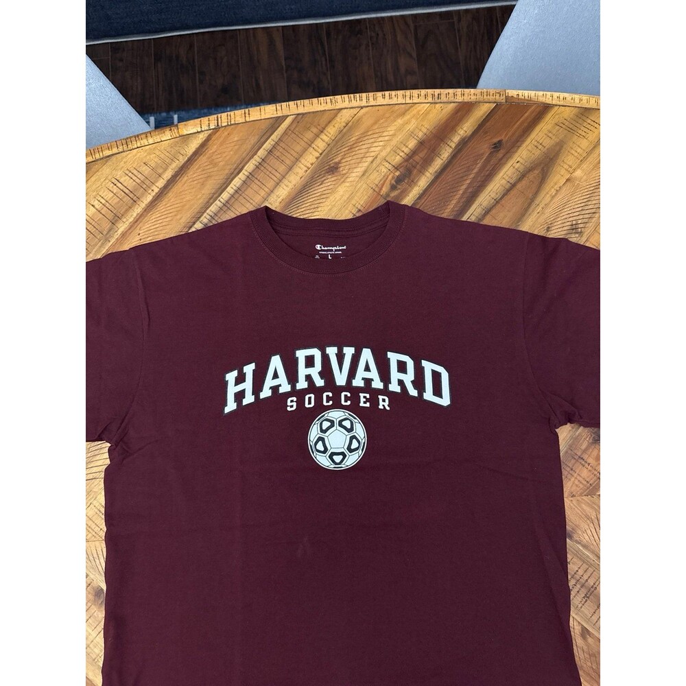Harvard Crimson Champion Soccer T-Shirt Men’s Large Maroon Harvard Soccer Graphi